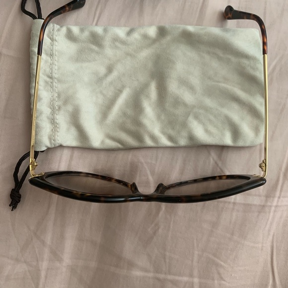 Louis Vuitton Tort Sunglasses - Picture 4 of 9